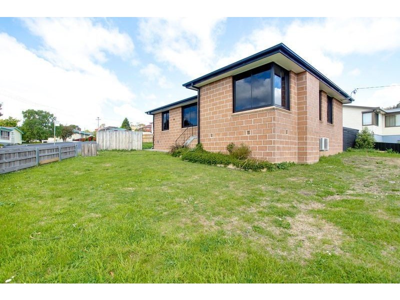 60 Adelphi Road, Claremont TAS 7011