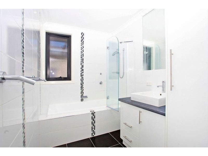 60 Adelphi Road, Claremont TAS 7011