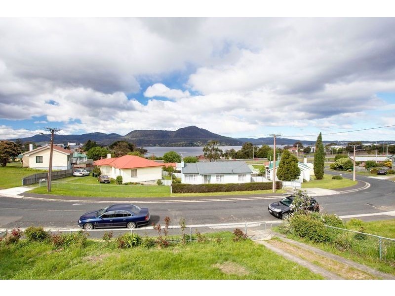 14 Pulkara Circle, Berriedale TAS 7011