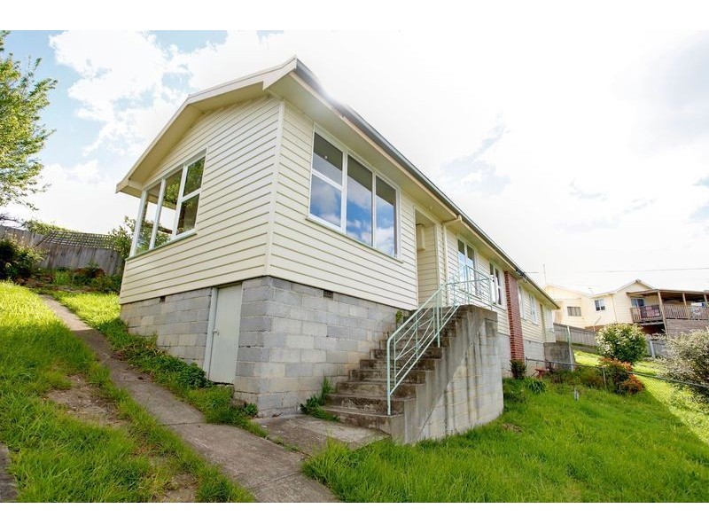14 Pulkara Circle, Berriedale TAS 7011