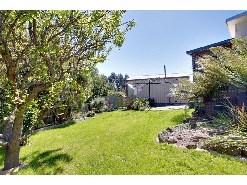 16 Rosbar Street, Claremont TAS 7011