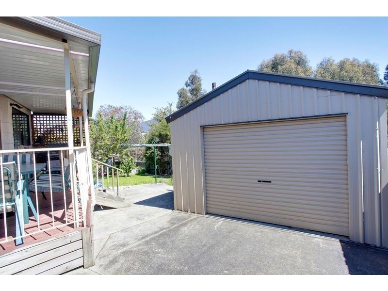 16 Rosbar Street, Claremont TAS 7011