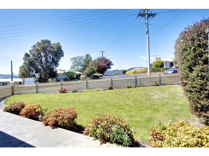 16 Rosbar Street, Claremont TAS 7011