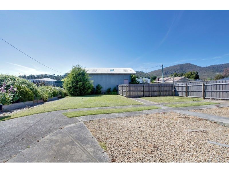 1 Hamilton Road, New Norfolk TAS 7140