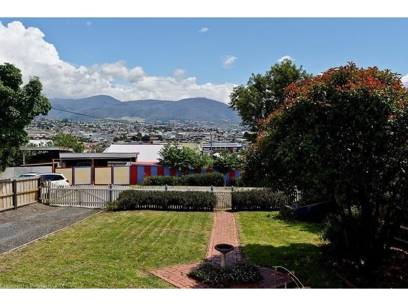 147 Bowen Road, Lutana TAS 7009