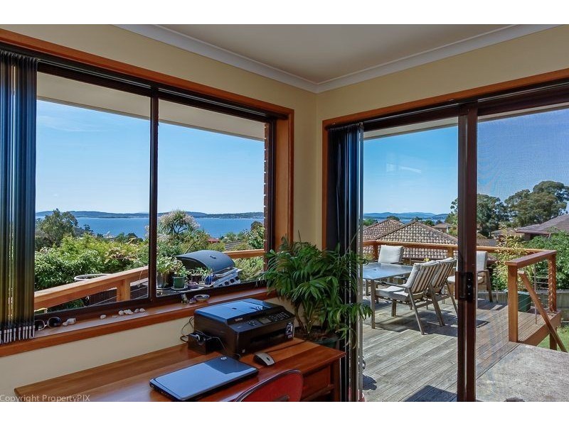 4 Dromana Court, Blackmans Bay TAS 7052