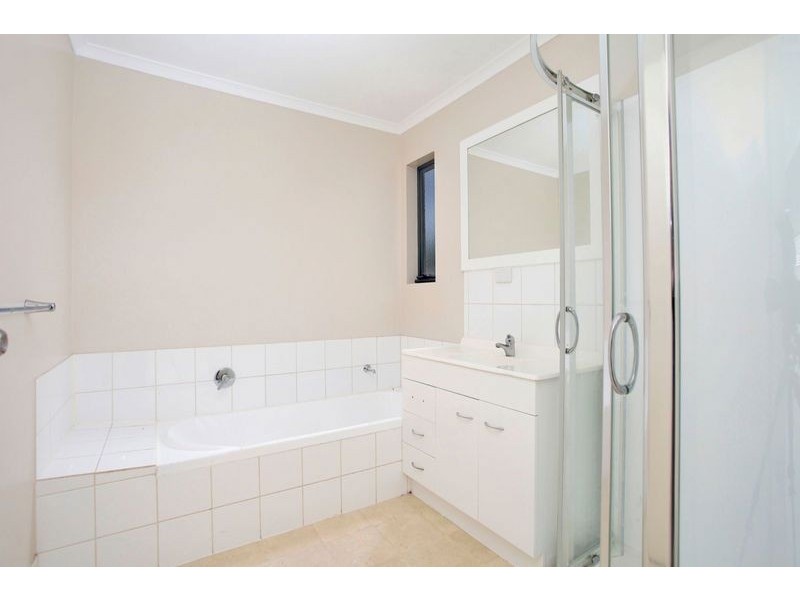 2/146-148 Rockingham Drive, Clarendon Vale TAS 7019