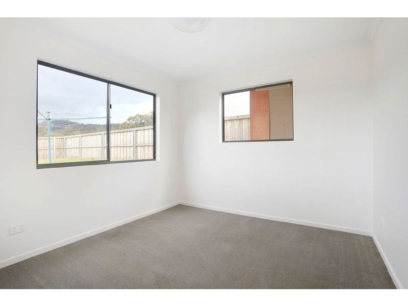 2/146-148 Rockingham Drive, Clarendon Vale TAS 7019
