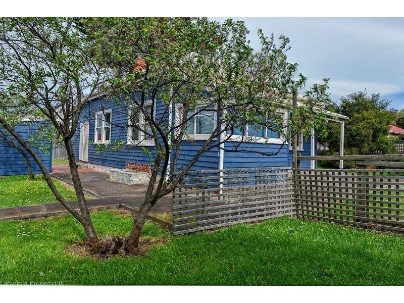 13 Main Road, Claremont TAS 7011