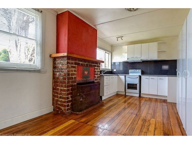 13 Main Road, Claremont TAS 7011