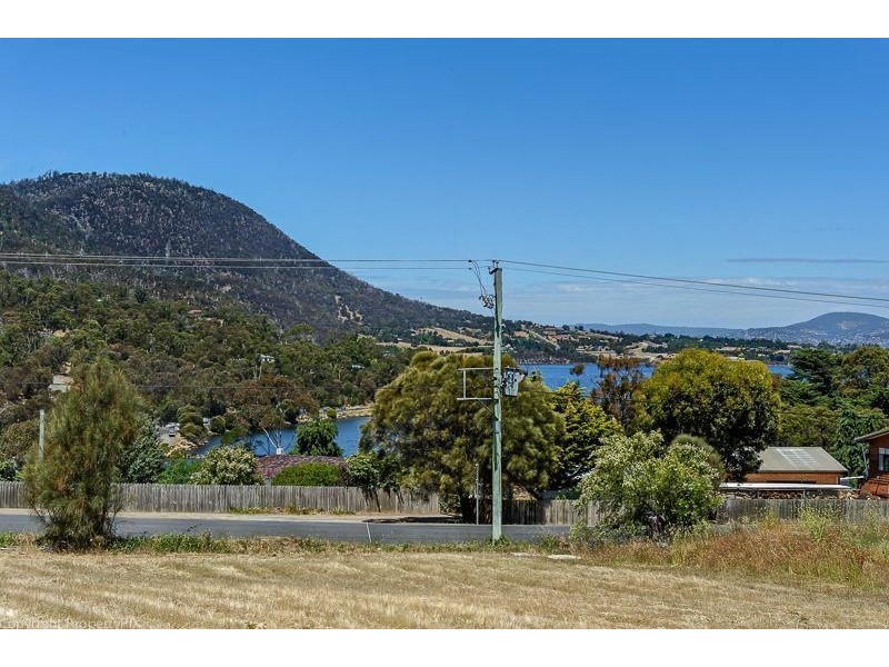 47 Clives Avenue, Old Beach TAS 7017