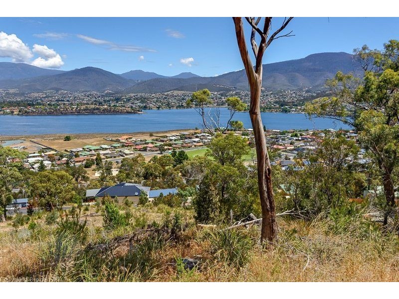 34 Natlee Crescent, Old Beach TAS 7017