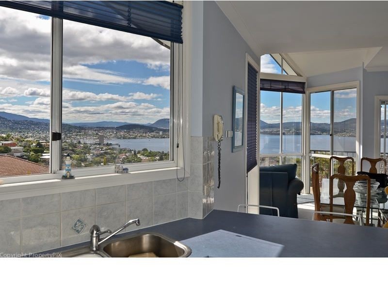 4 Virginia Court, Sandy Bay TAS 7005