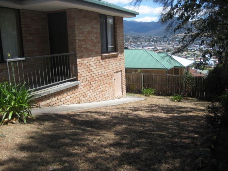 2/4 Harlow Road, Lutana TAS 7009