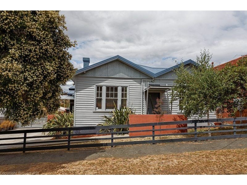 11 Bishop Street, New Town TAS 7008