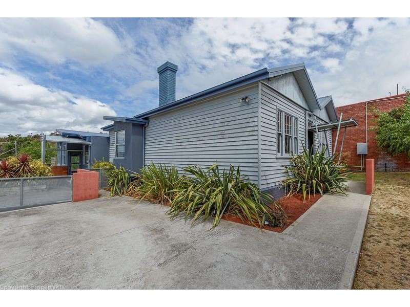 11 Bishop Street, New Town TAS 7008