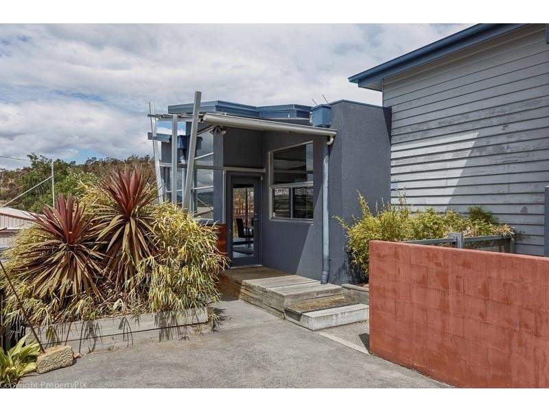 11 Bishop Street, New Town TAS 7008