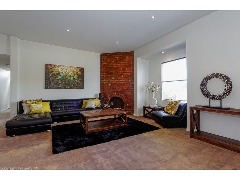 11 Bishop Street, New Town TAS 7008