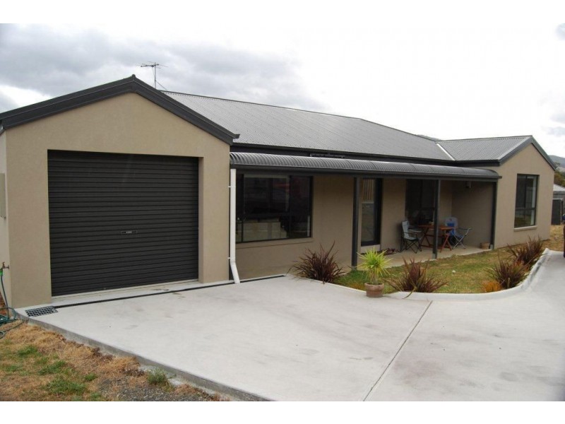 1/29 Henty Close, Old Beach TAS 7017