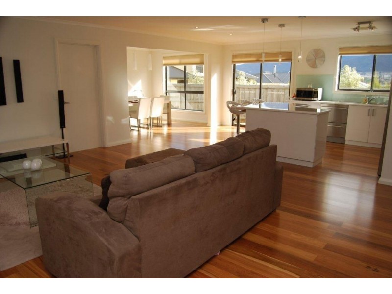 1/29 Henty Close, Old Beach TAS 7017