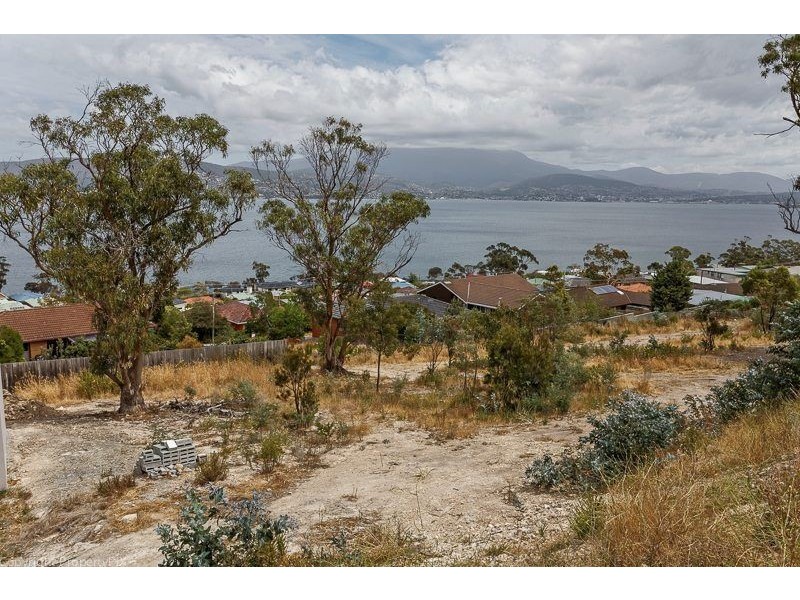 625 Oceana Drive, Howrah TAS 7018