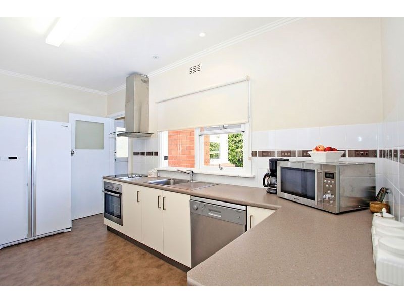 15 Girrabong Road, Lenah Valley TAS 7008