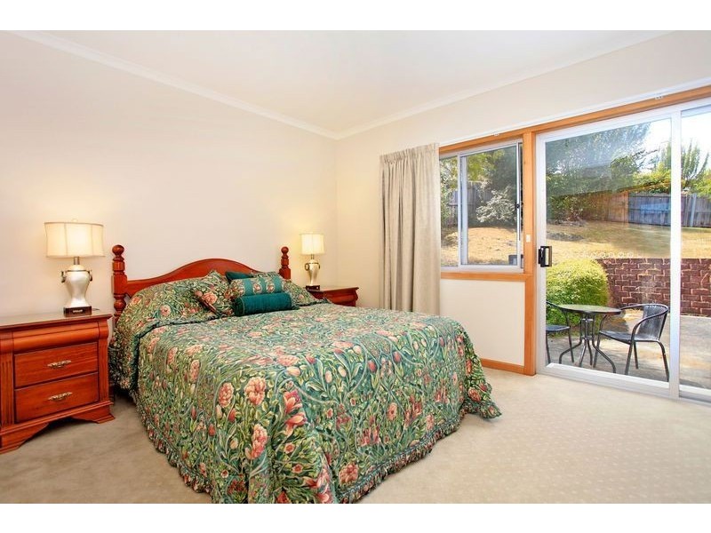 15 Girrabong Road, Lenah Valley TAS 7008
