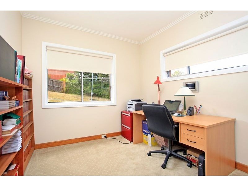 15 Girrabong Road, Lenah Valley TAS 7008