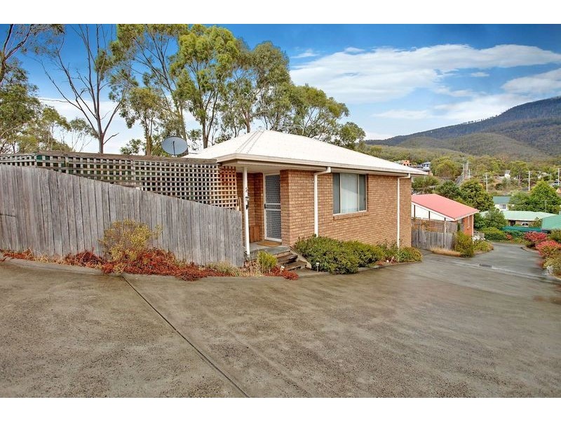 2/148 Abbotsfield Road, Claremont TAS 7011