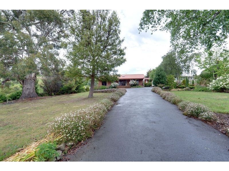 10 Lachlan Road, New Norfolk TAS 7140