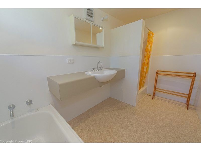 40 Thompson Way, Clifton Beach TAS 7020