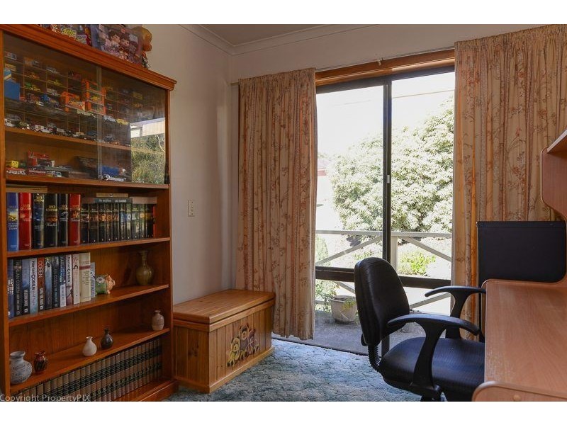 6 Louise Road, Austins Ferry TAS 7011