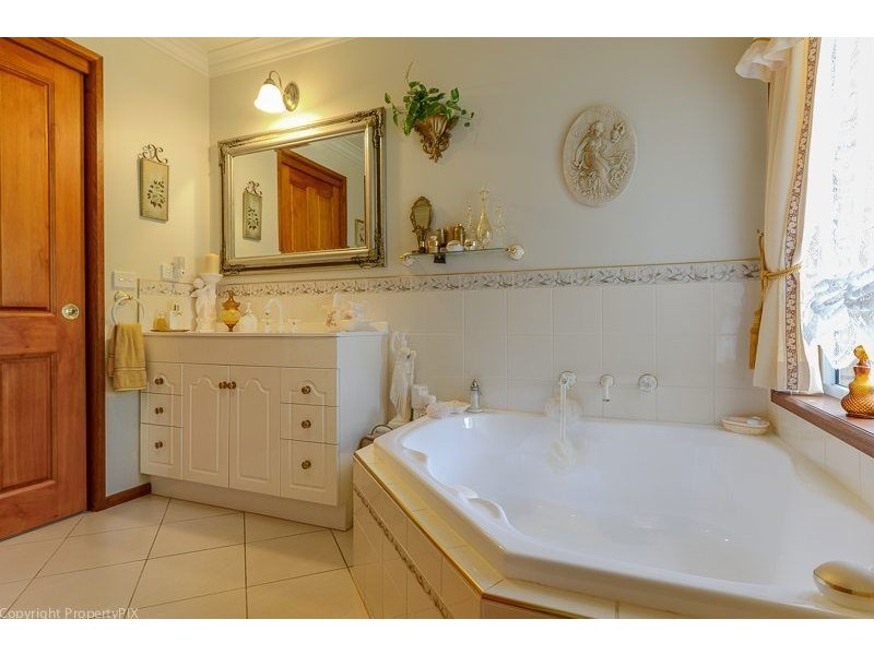 10 Maddelena Court, Old Beach TAS 7017