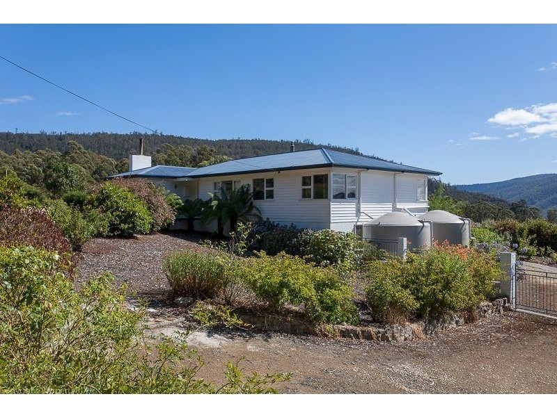 10 Valley Road, Collinsvale TAS 7012