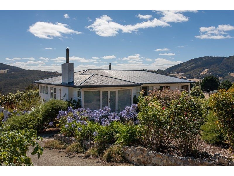 10 Valley Road, Collinsvale TAS 7012