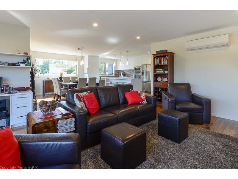 2 Coastal Drive, Seven Mile Beach TAS 7170