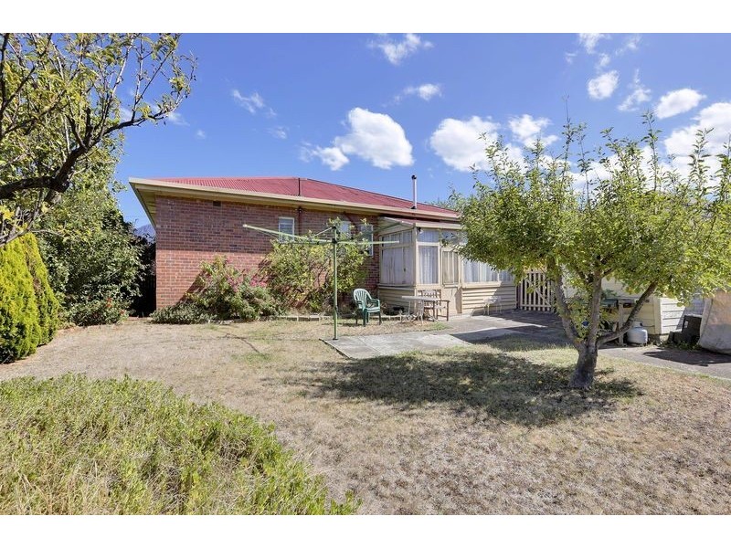 319 Brooker Highway, Lutana TAS 7009