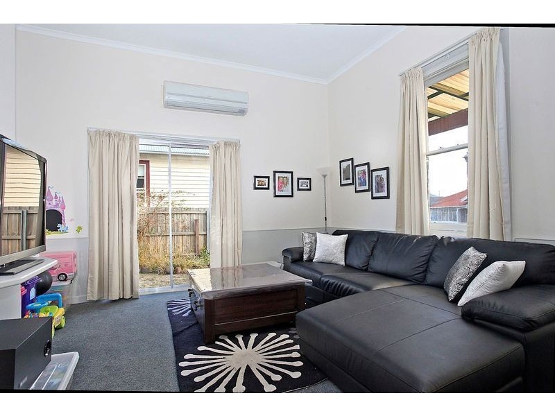 2 Mercer Street, New Town TAS 7008