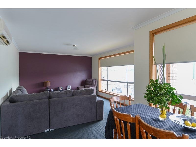 2/265 Cambridge Road, Warrane TAS 7018