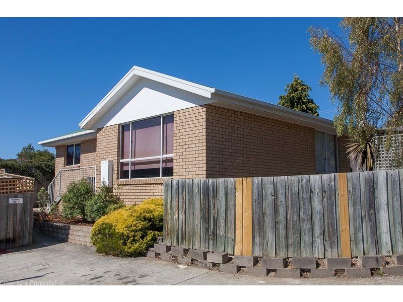2/265 Cambridge Road, Warrane TAS 7018