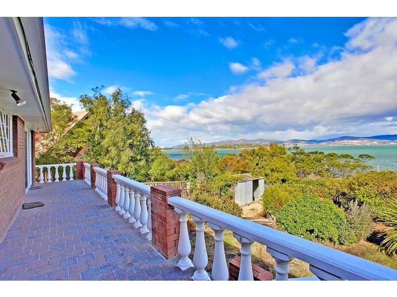 38 Brady Street, Midway Point TAS 7171