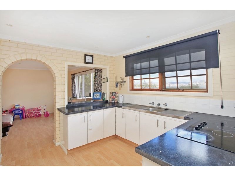 38 Brady Street, Midway Point TAS 7171