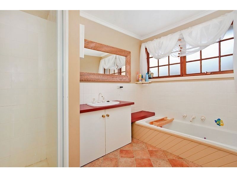 38 Brady Street, Midway Point TAS 7171