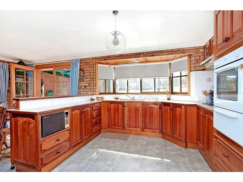 9 Oakdale Road, New Norfolk TAS 7140