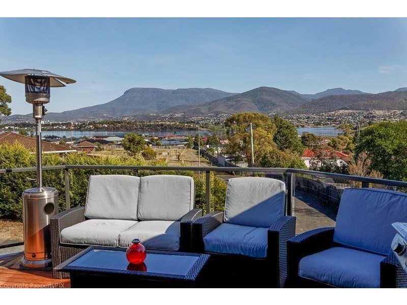 22a Jetty Road, Old Beach TAS 7017