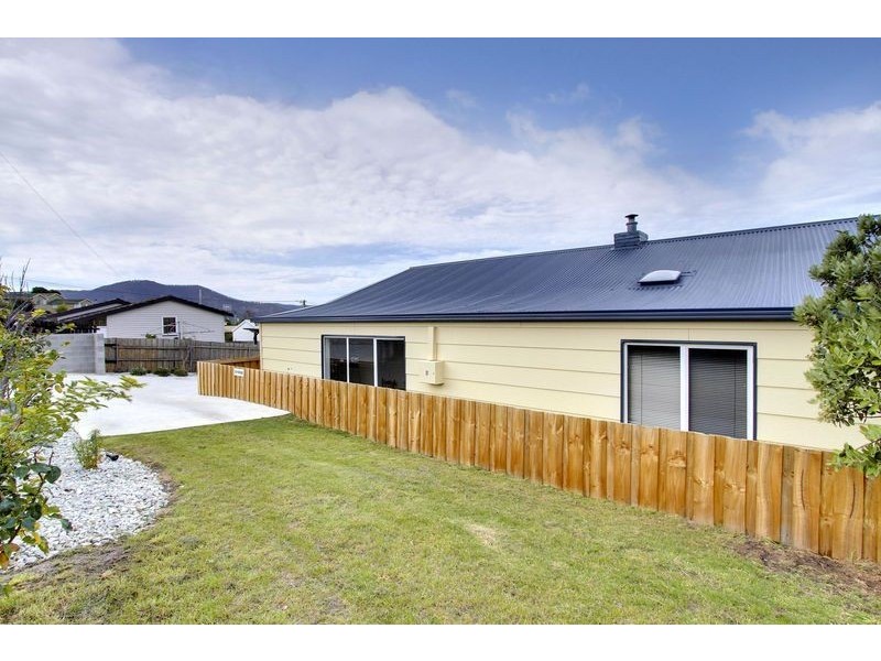 1/9 Sussex Street, Glenorchy TAS 7010