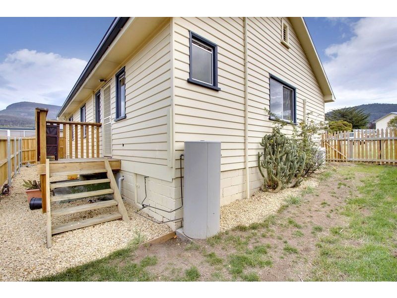 1/21 Norman Circle, Glenorchy TAS 7010