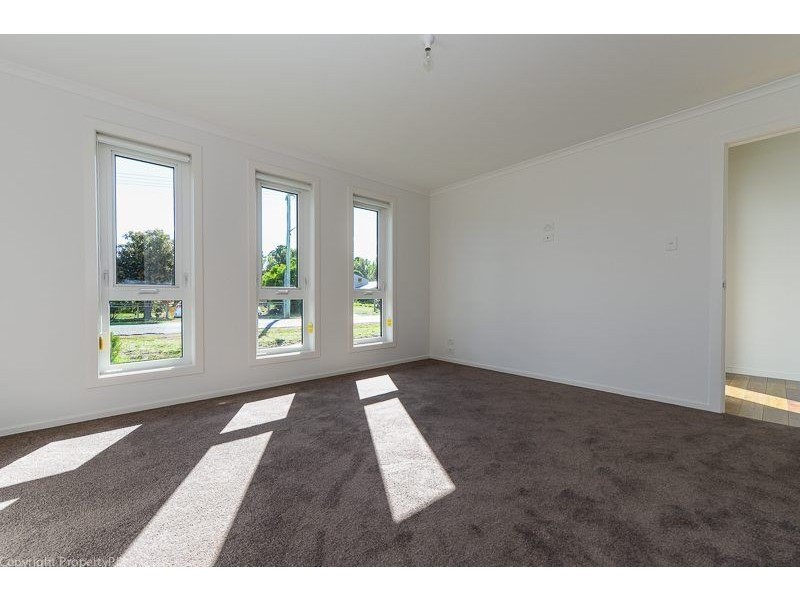 32 Seven Mile Beach Road, Seven Mile Beach TAS 7170