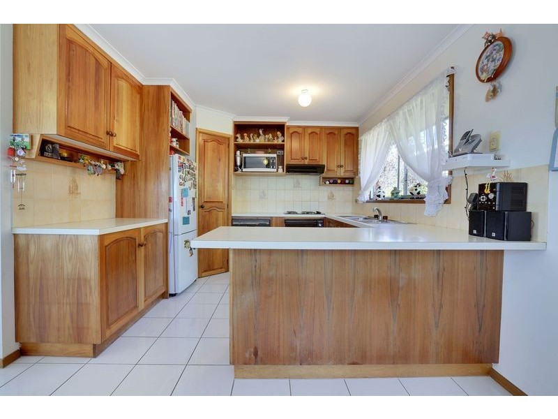 2 Glenlea Court, Claremont TAS 7011