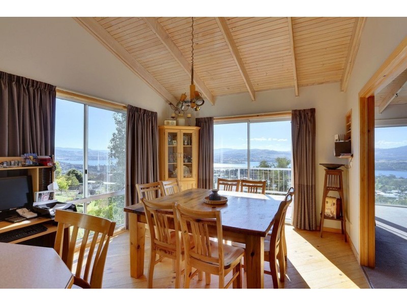 13 Newitt Drive, Austins Ferry TAS 7011